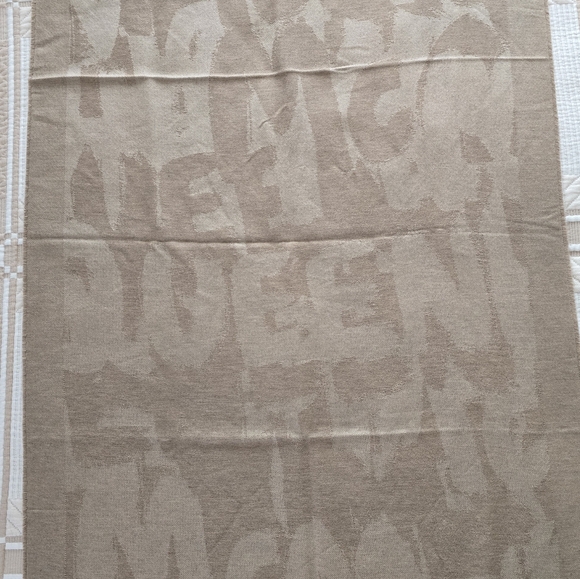 Alexander McQueen Graffiti Wool Silk Blend X-Large Scarf Tan - Picture 9 of 9